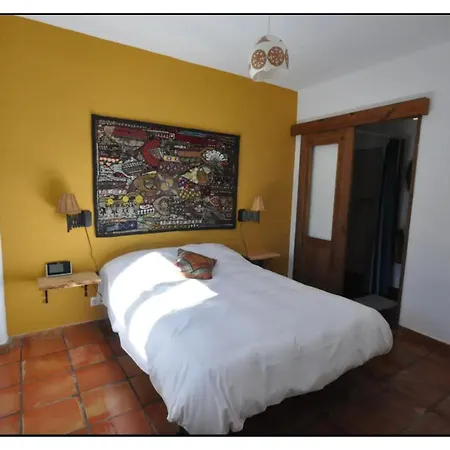 Almez De Lua Guejar Sierra